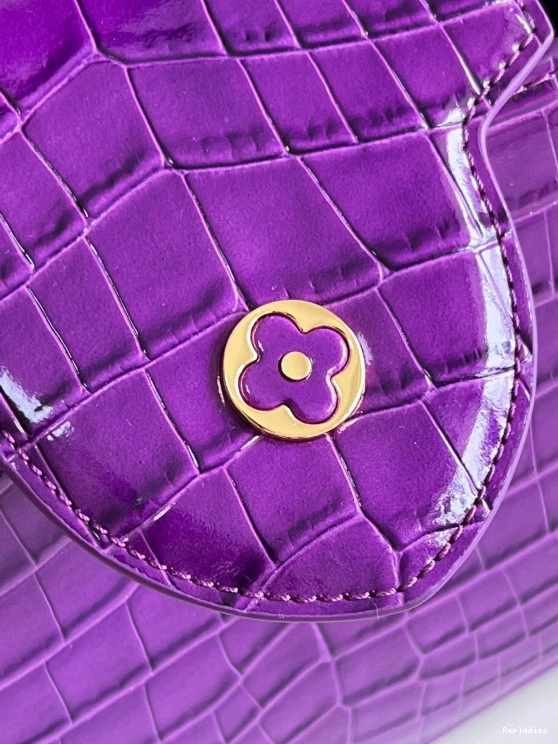 Rep ladies LOUIS BB VUITTON CAPUCINES 0810